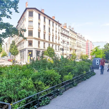 Paisible Et Spacieux Appartement Au Calme Proche Metro Limitrophe De Lyon Villeurbanne Exterior foto