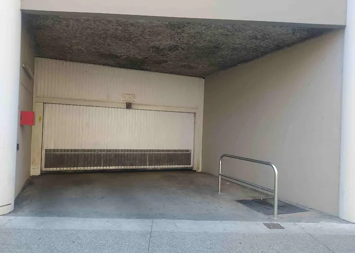 Paisible Et Spacieux Appartement Au Calme Proche Metro Limitrophe De Lyon